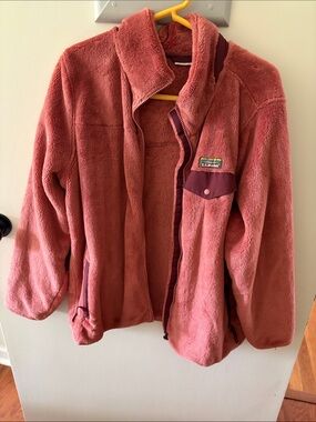 L.L. Bean Women’s Full Zip Plush Fleece Jacket in Rose with Burgundy Trim (1X)